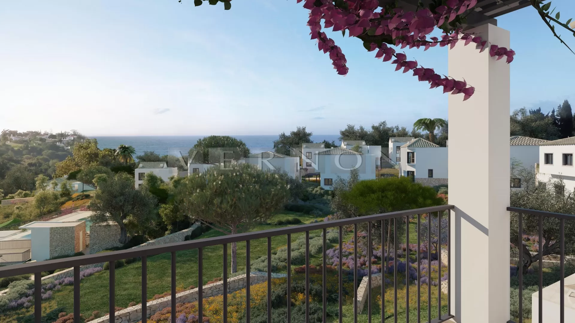 Algarve, Carvoeiro, para venda: vivenda moderna de luxo com 5 quartos, 5 casas de banho perto da praia e centro da vila.