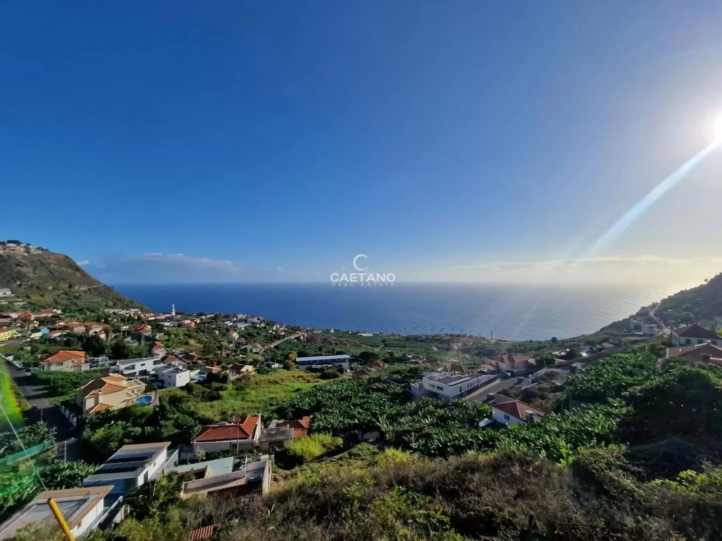Terreno para construção com 657m2 - Arco da Calheta 