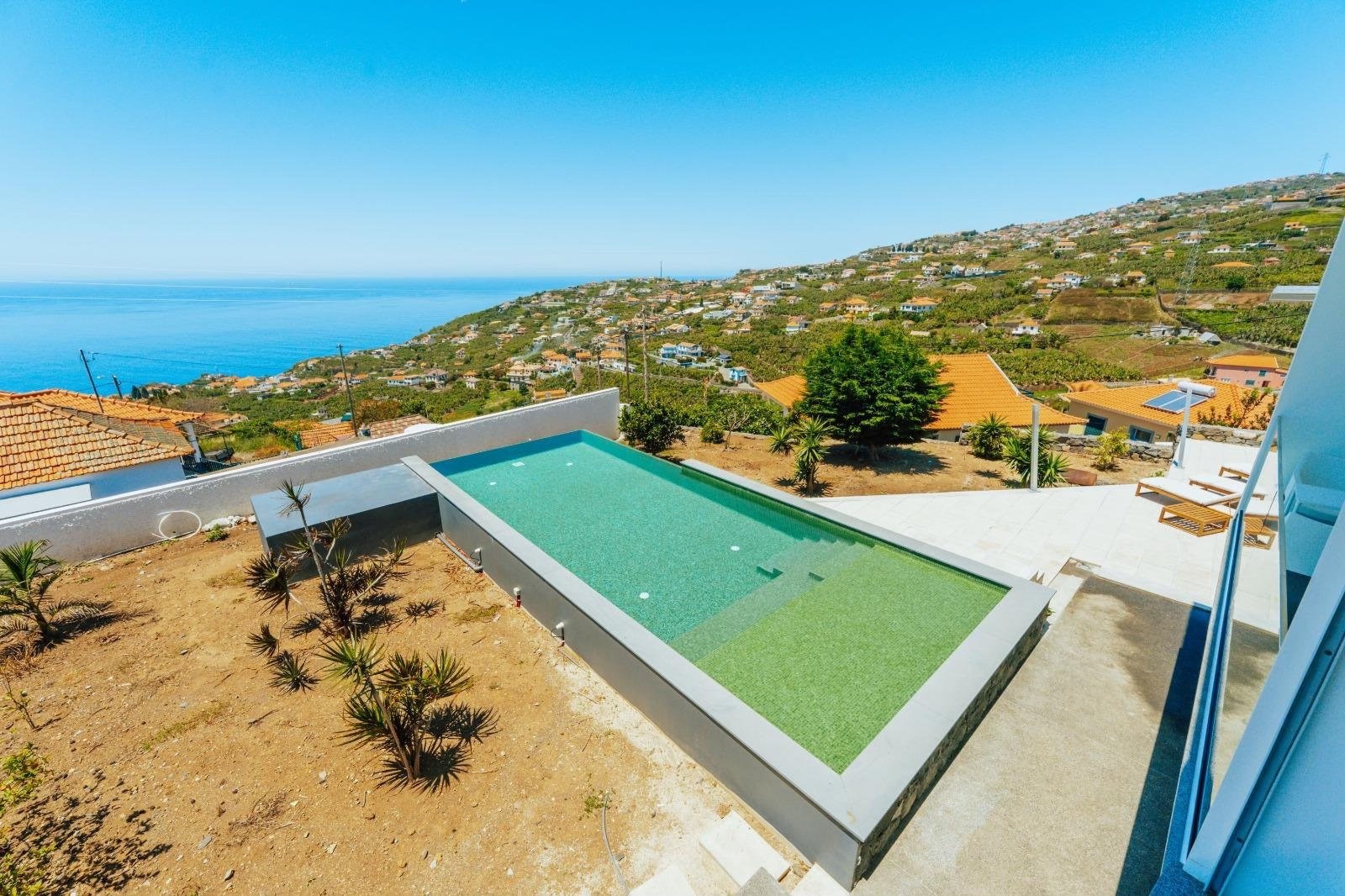 Moradia T3  Vista Mar | Piscina Infinita