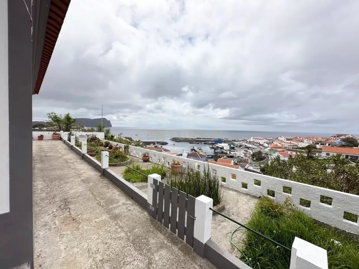  Moradia T6 na vila de São Mateus, ilha Terceira.