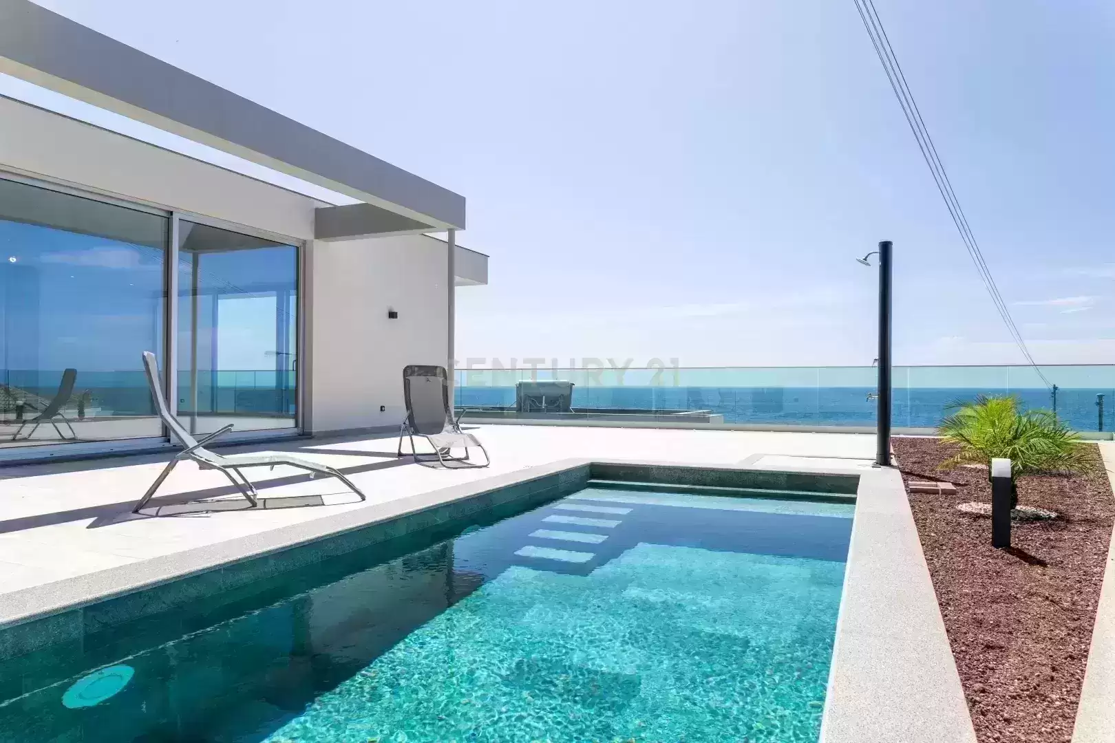 Luxuosa Casa Nova com Vista Mar em Paul do Mar Calheta, Madeira