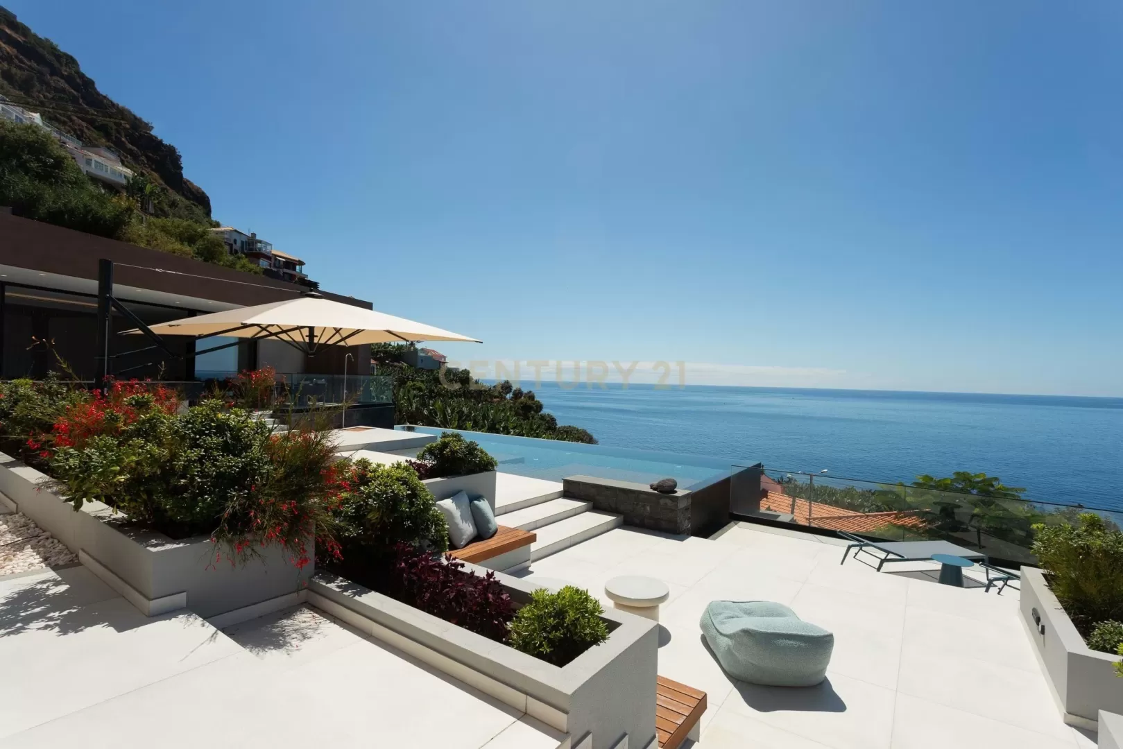 Moradia Moderna de Luxo com Vista Deslumbrante sobre o Atlântico ? Sítio dos Anjos, Madeira