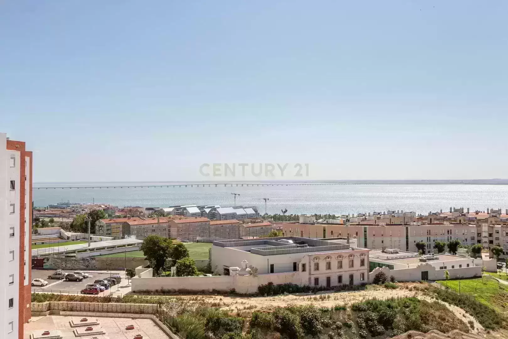 Apartamento de charme com 4 quartos e vista panorâmica - Marvila 