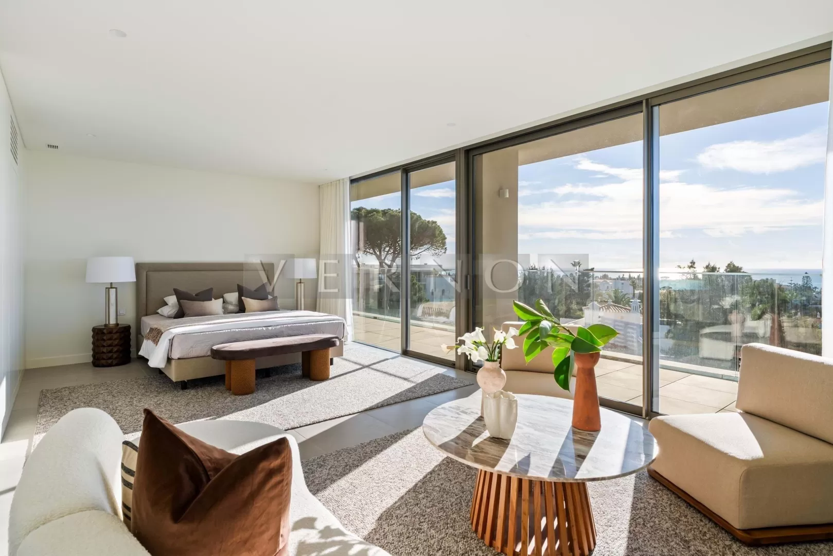 Algarve, Novo no Mercado, para venda, Apartamentos de Luxo no Carvoeiro com Vistas Deslumbrantes para o Mar
