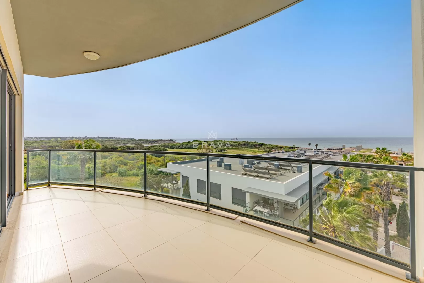 Apartamento T3 com vista mar panorâmica no Forte Novo em Quarteira
