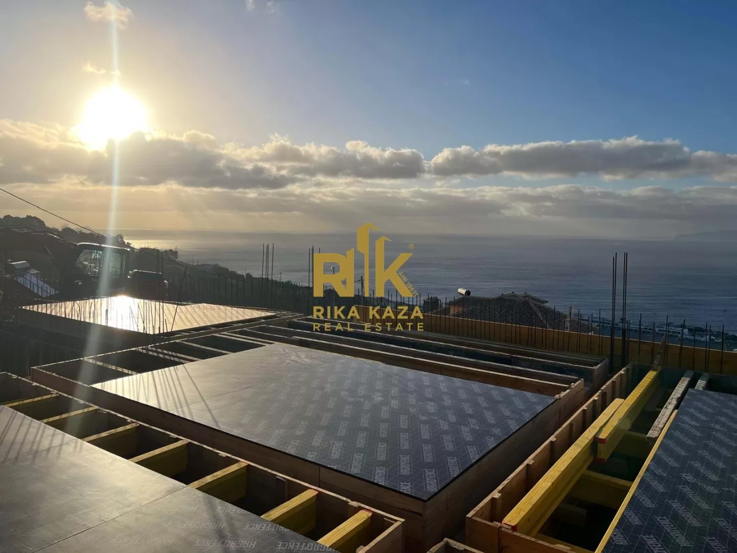 Moradia T4 com vista desafogada mar